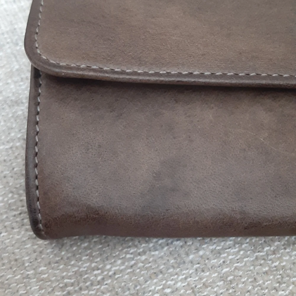 Benheart Brown Leather Snap Wallet - Picture 4 of 11
